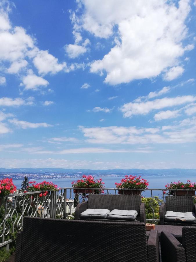 Villa Allegra Ловран Екстериор снимка
