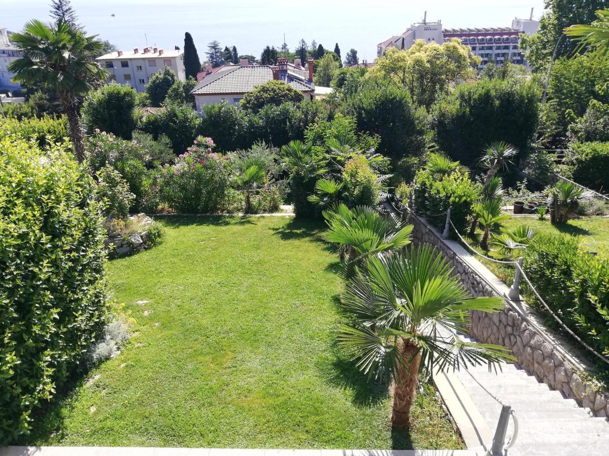 Villa Allegra Ловран Екстериор снимка