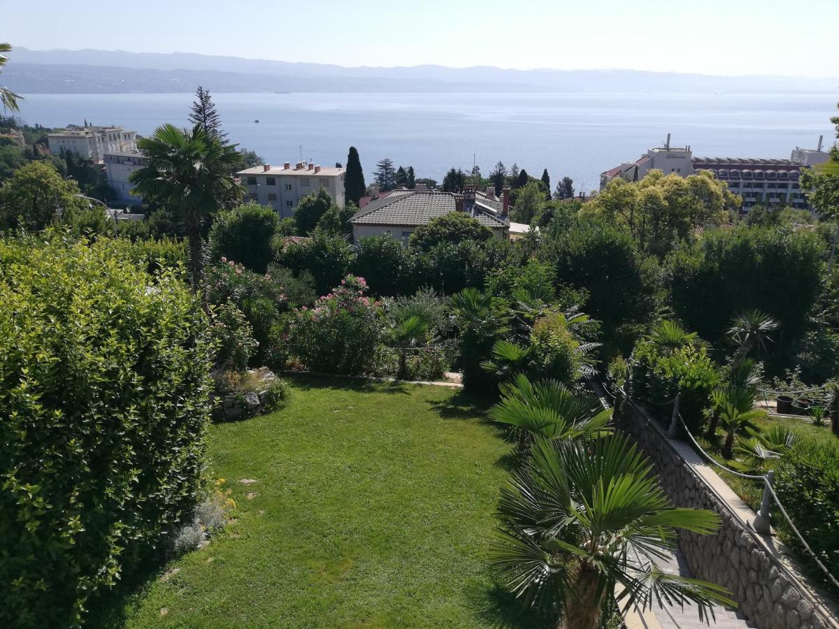 Villa Allegra Ловран Екстериор снимка